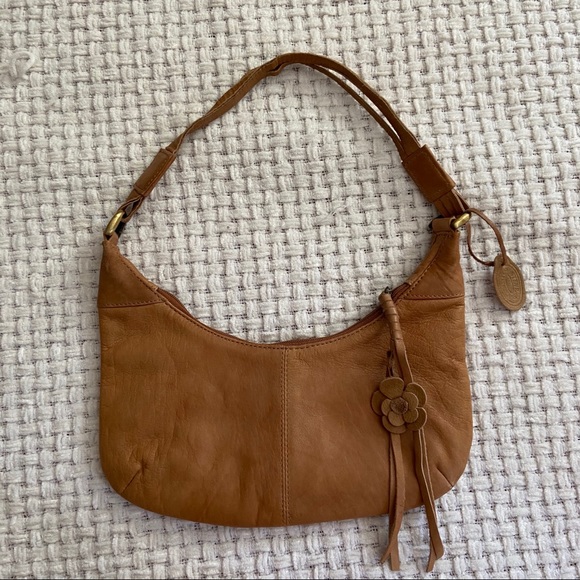 Steve Madden Handbags - HP⭐️ Y2K Tan Leather Steve Madden Baguette Purse